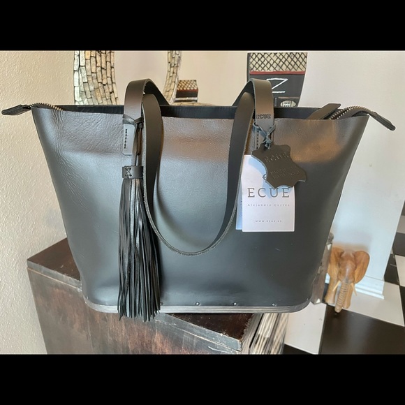 Ecue wood bottom bag NWT made in Spain tote